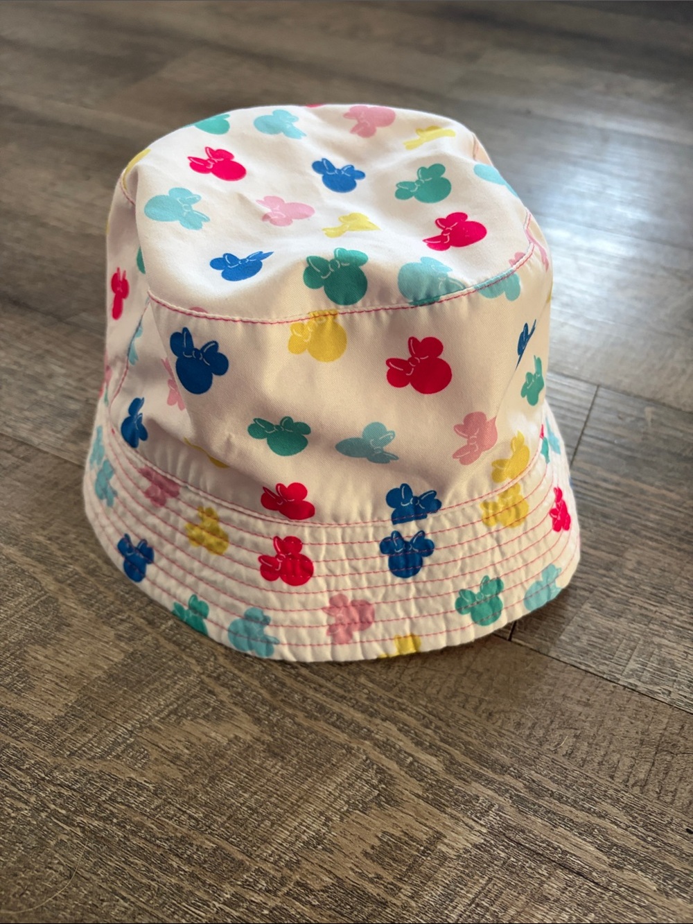 Kids White Bucket Hat with Colorful Minnie-Style Prints